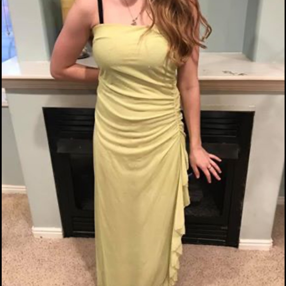 Simple yet dressy Dress